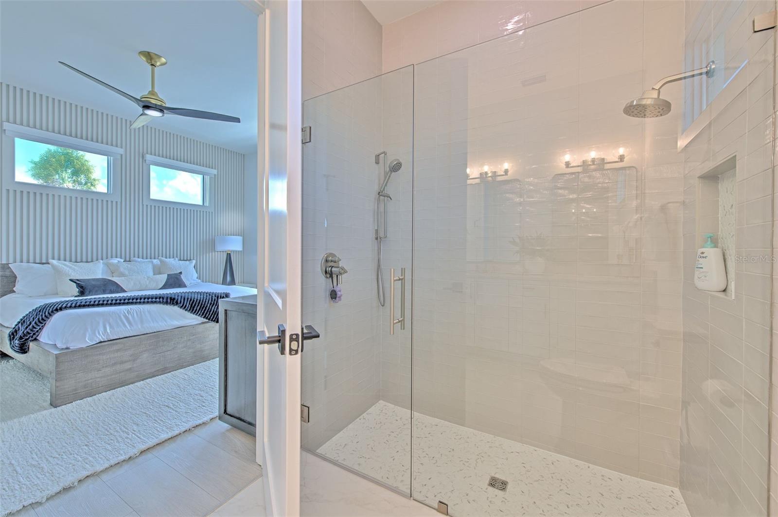 Image 42 of 58 For 4815 Sunset Boulevard