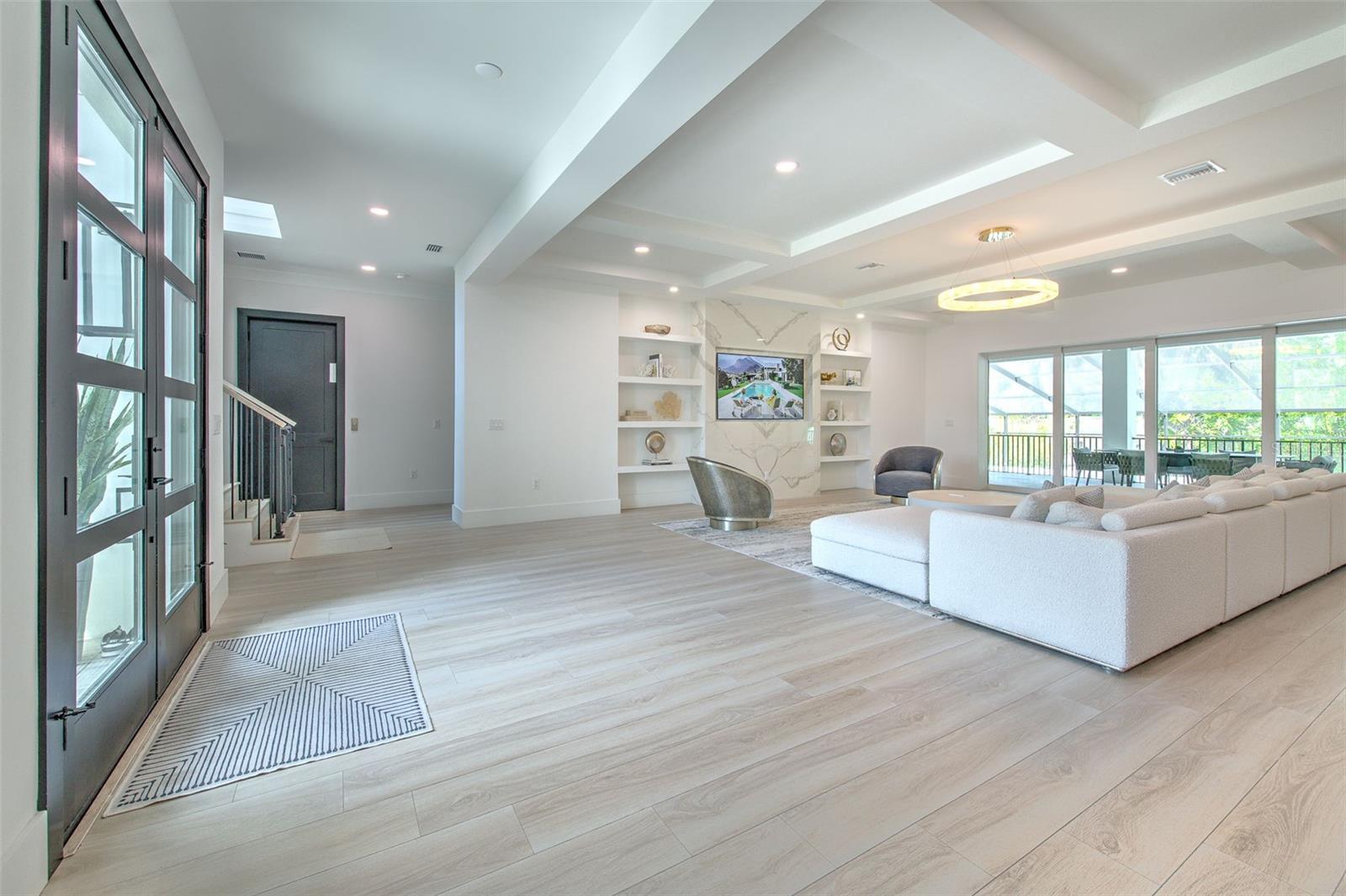 Image 8 of 58 For 4815 Sunset Boulevard