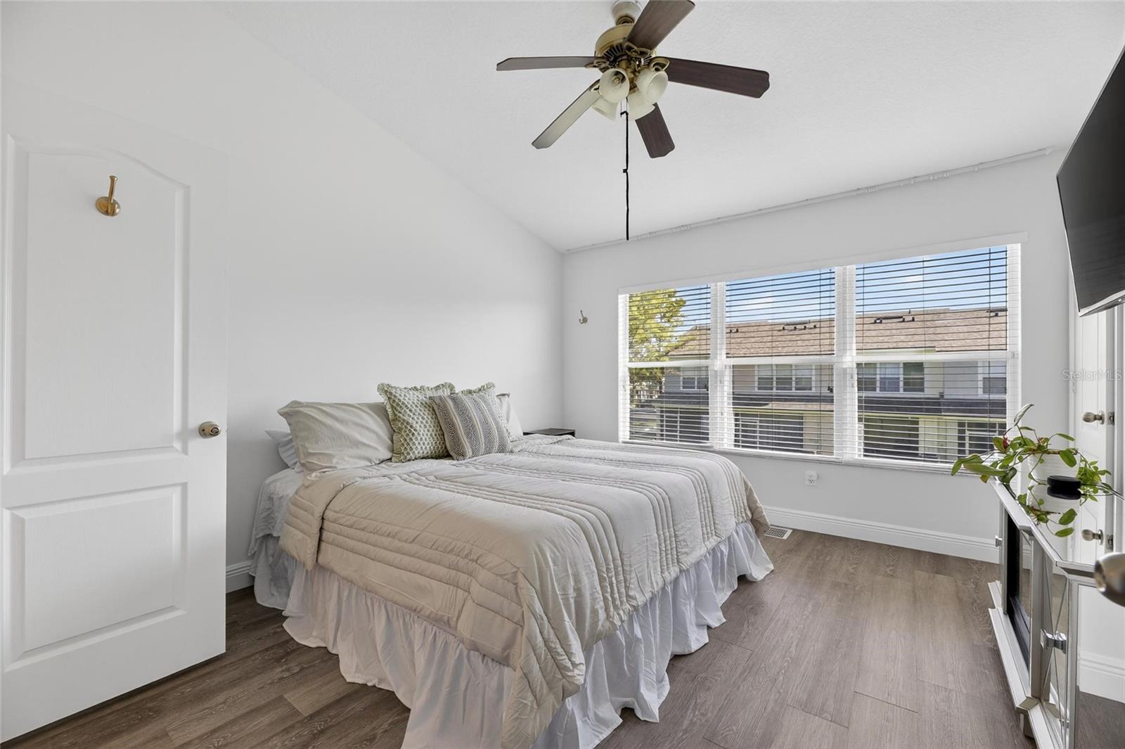 Image 31 of 72 For 4420 Barnstead Drive