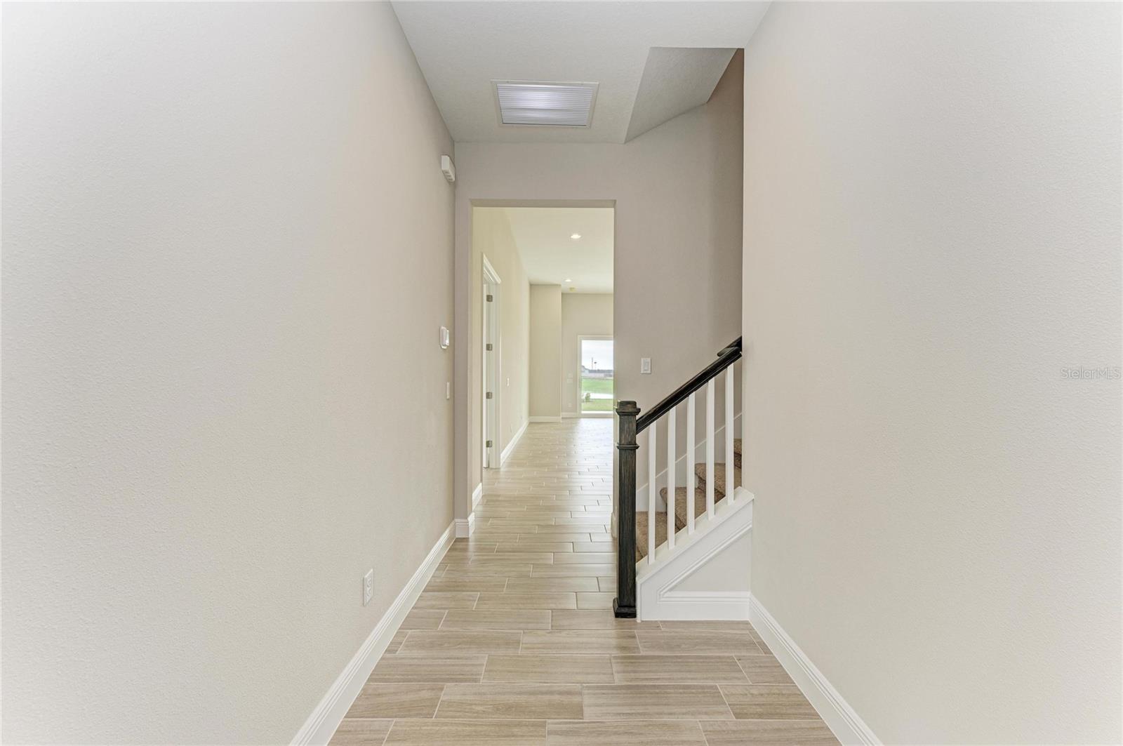 Image 10 of 40 For 9592 Surrey Rose Drive