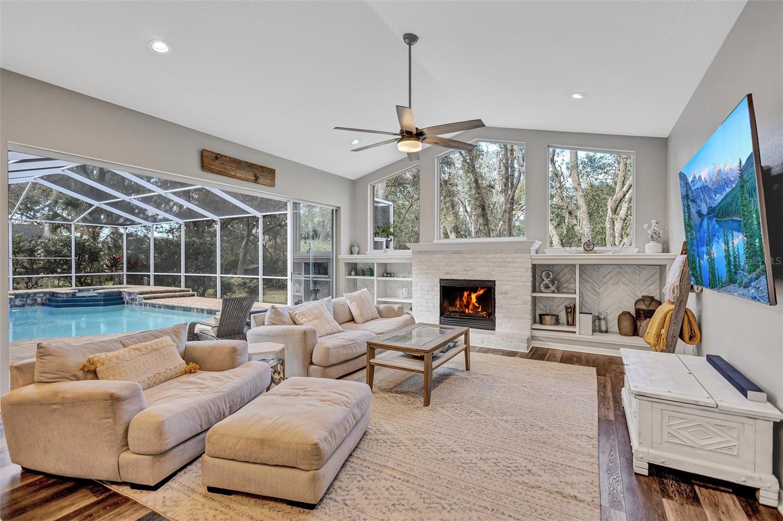 Image 17 of 41 For 6022 Hammock Hill Avenue