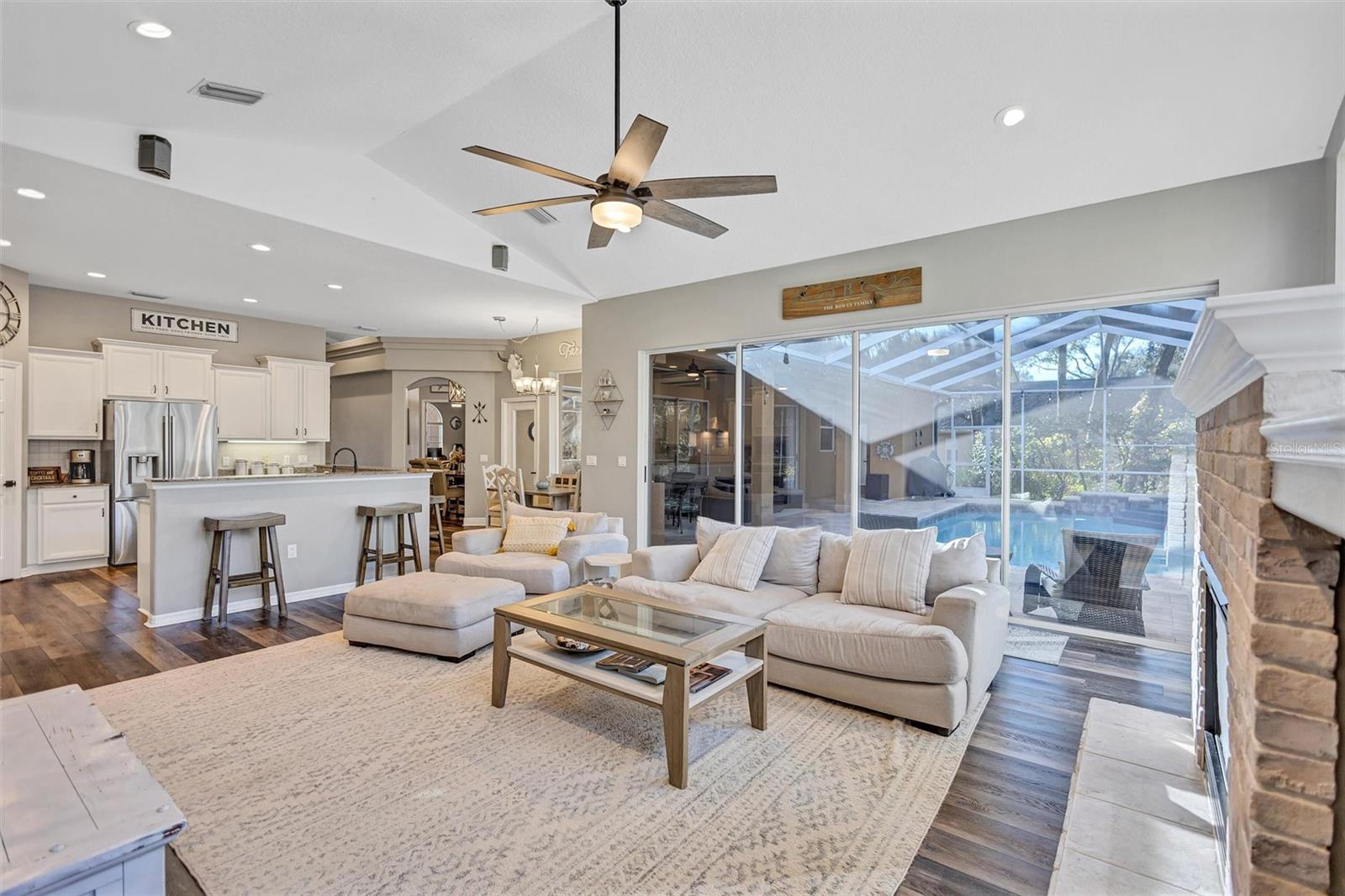 Image 18 of 41 For 6022 Hammock Hill Avenue