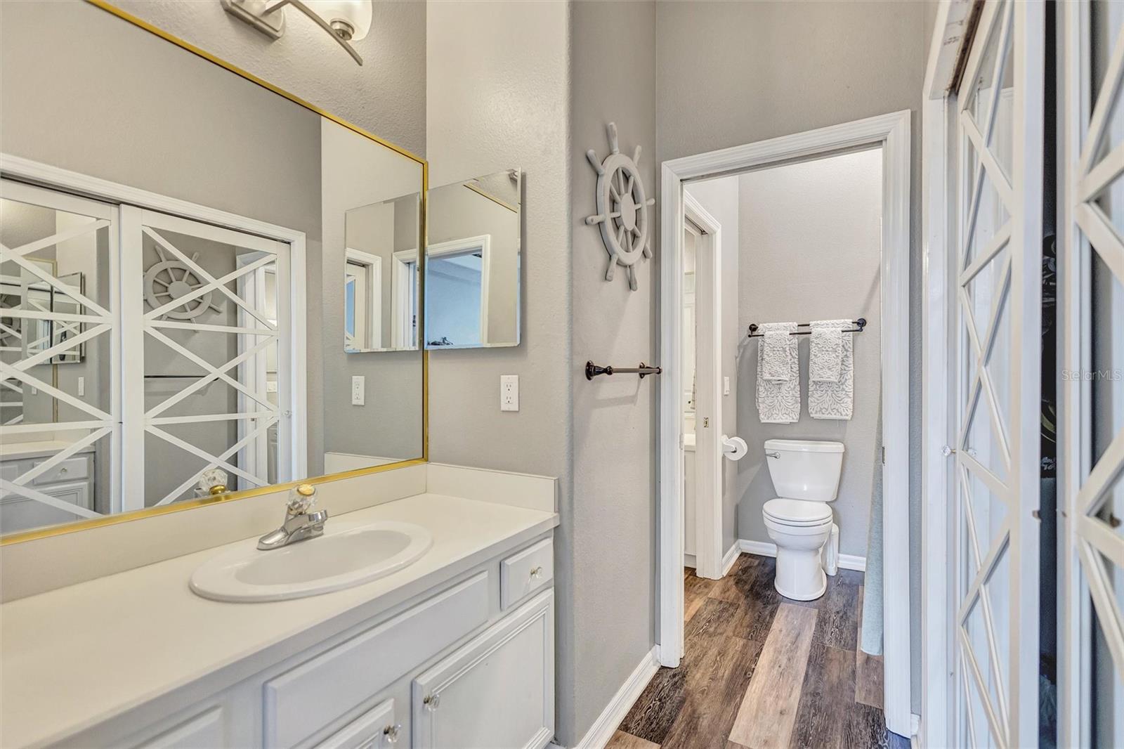 Image 28 of 41 For 6022 Hammock Hill Avenue