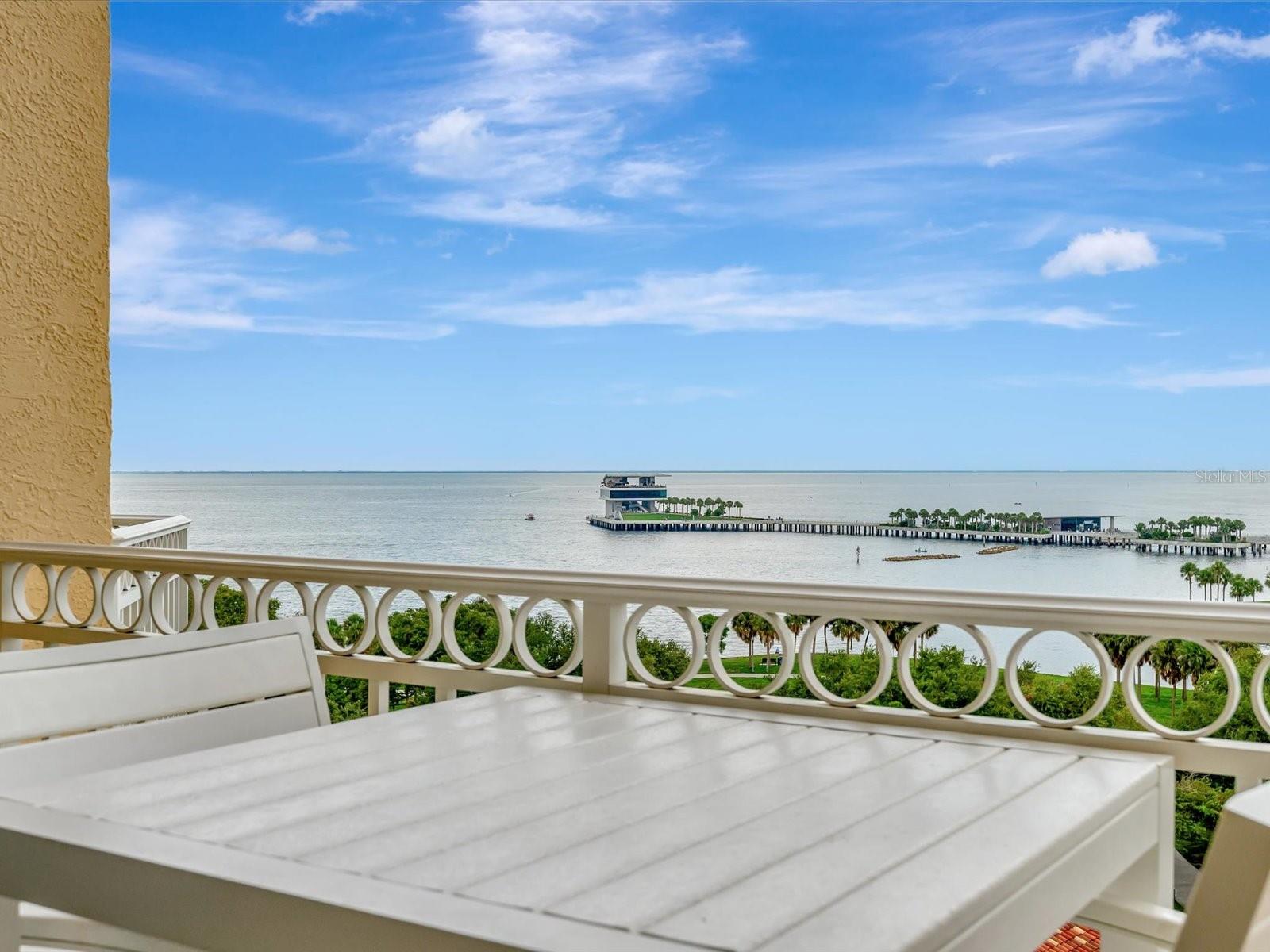 Image 24 of 50 For 555 5th Avenue Ne 932