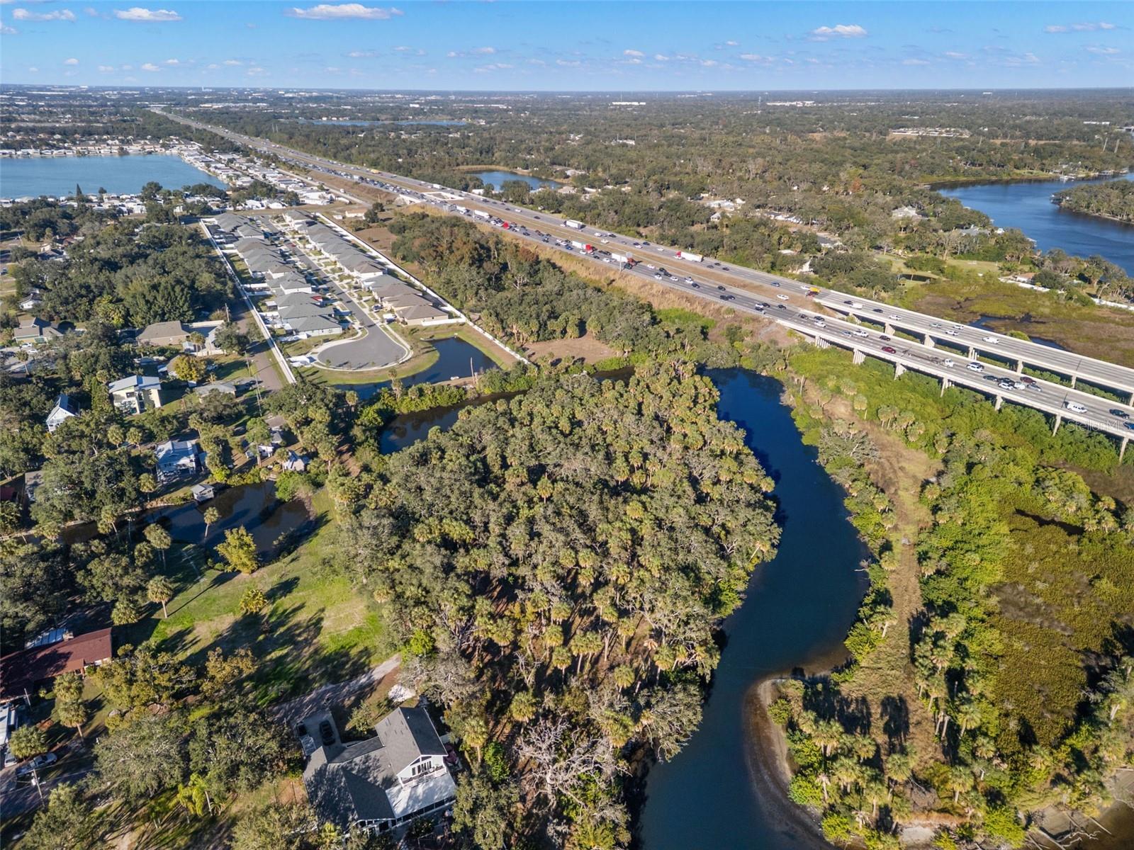 Listing photo id 10 for 9511 River Cove Drive