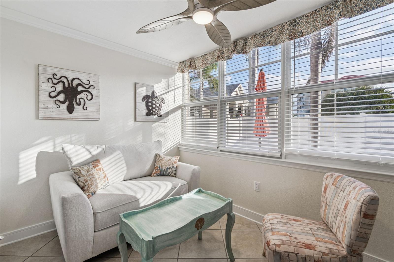 Image 20 of 35 For 19417 Gulf Boulevard F107