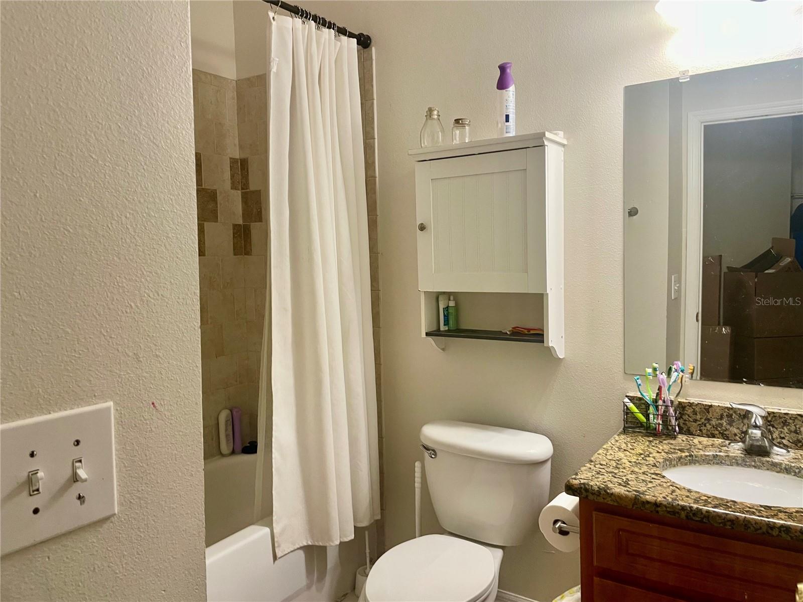 Image 10 of 29 For 646 Norfolk Street