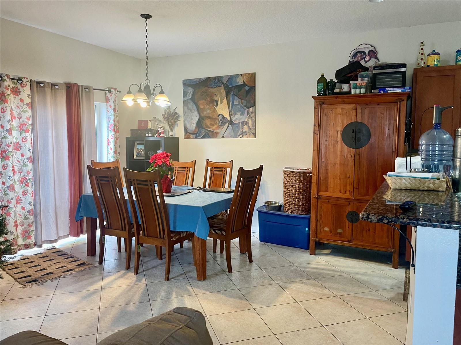 Image 19 of 29 For 646 Norfolk Street