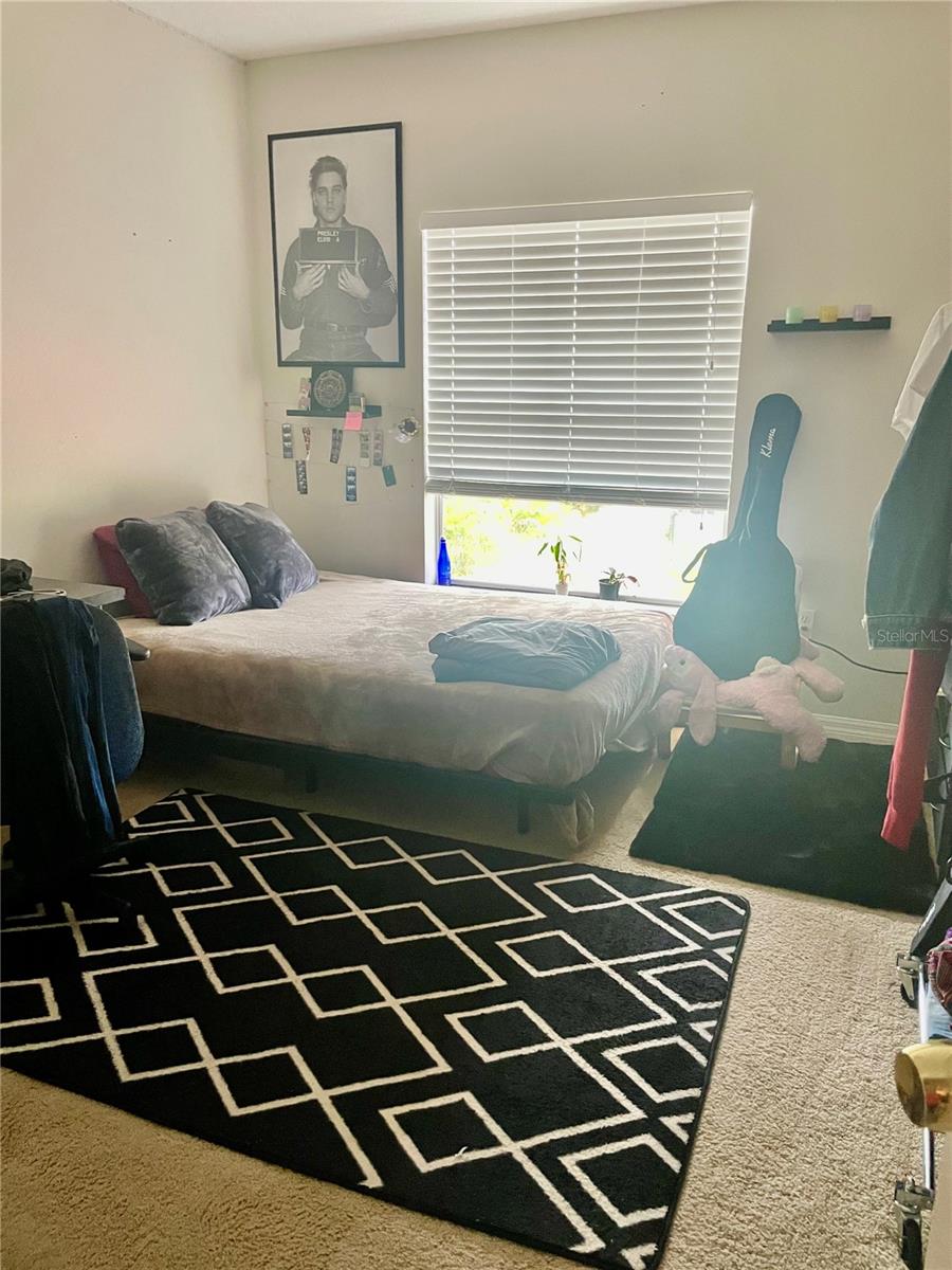 Image 26 of 29 For 646 Norfolk Street