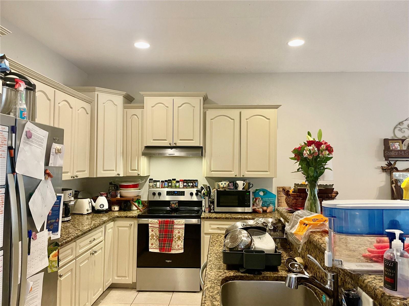 Image 5 of 29 For 646 Norfolk Street