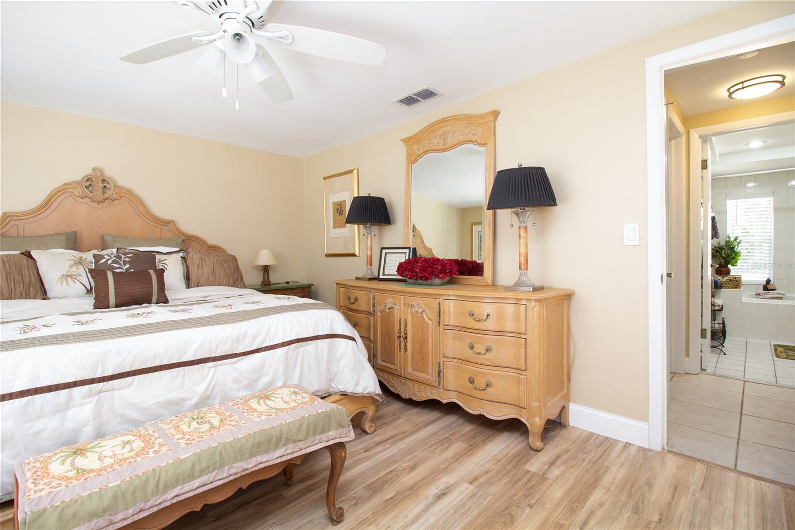 Image 13 of 27 For 4333 Newbury Drive