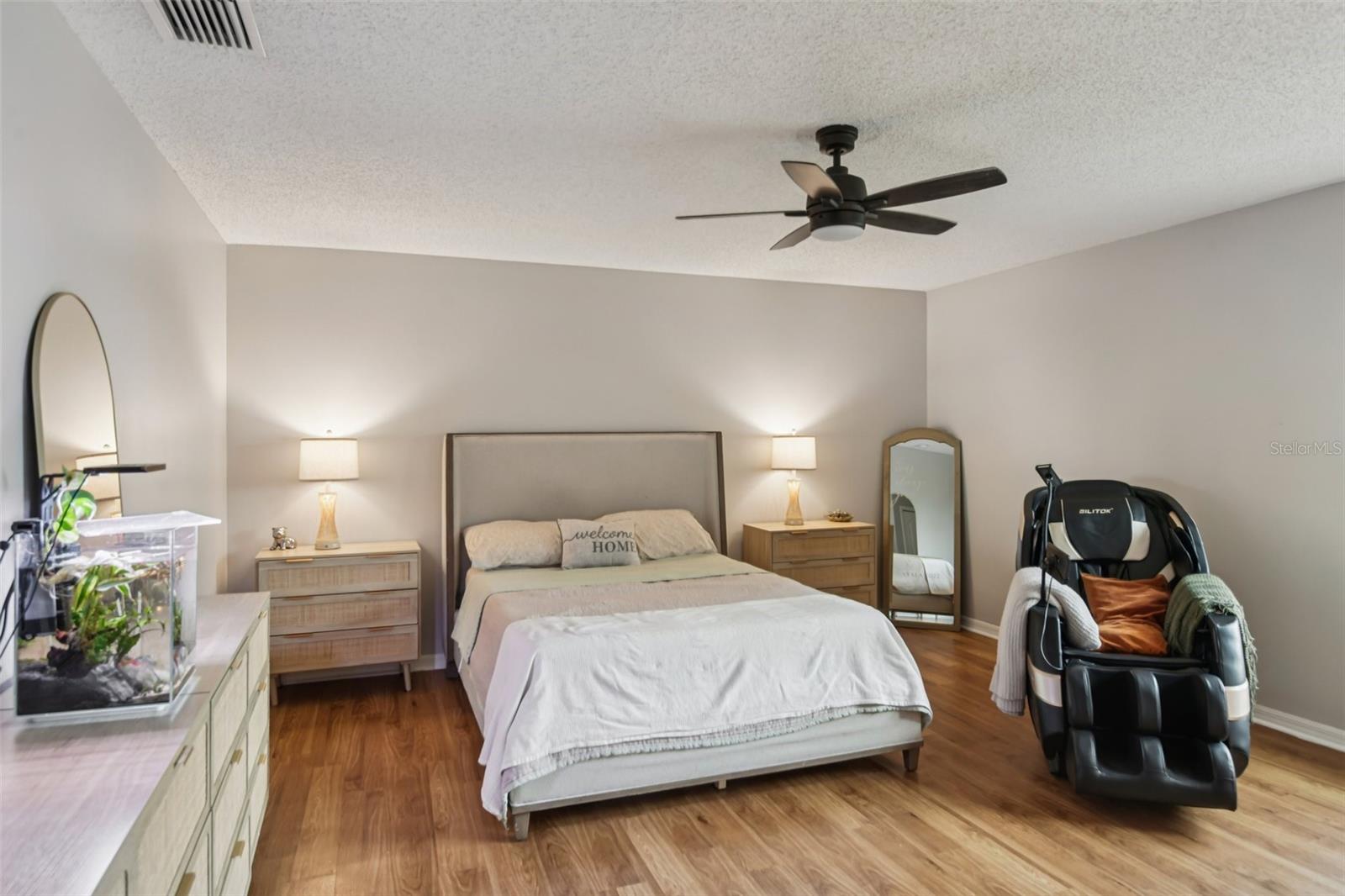 Image 15 of 36 For 1701 Open Field Loop