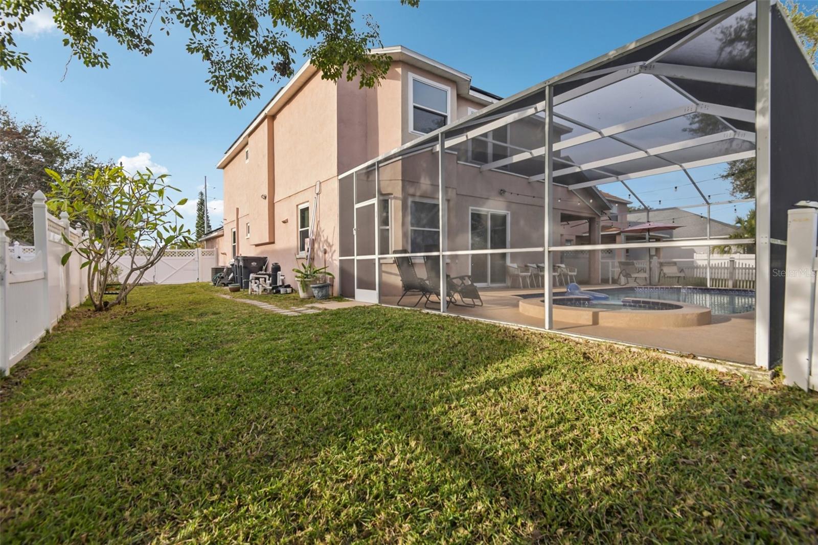 Image 29 of 36 For 1701 Open Field Loop