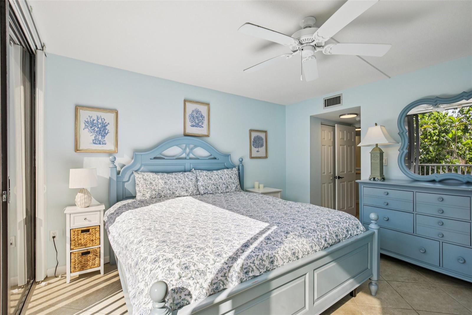 Image 15 of 47 For 4900 Ocean Boulevard 201