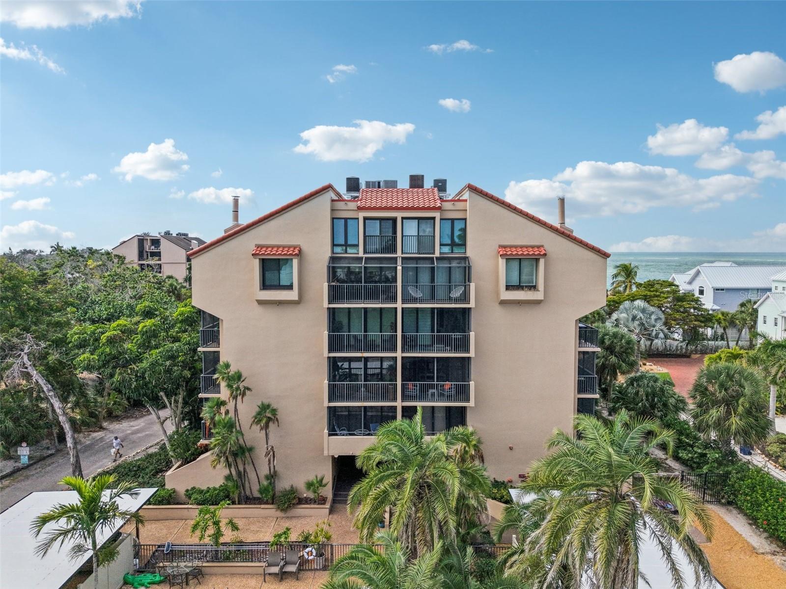 Image 23 of 47 For 4900 Ocean Boulevard 201