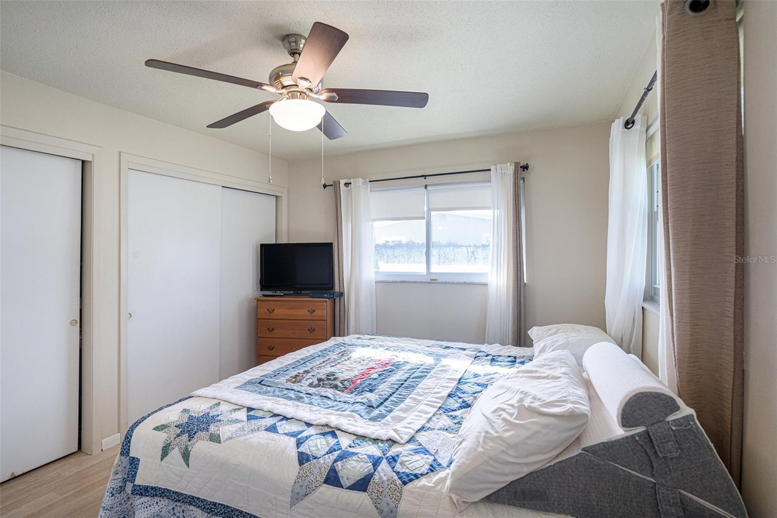 Image 11 of 18 For 5136 Tulip Street Court N