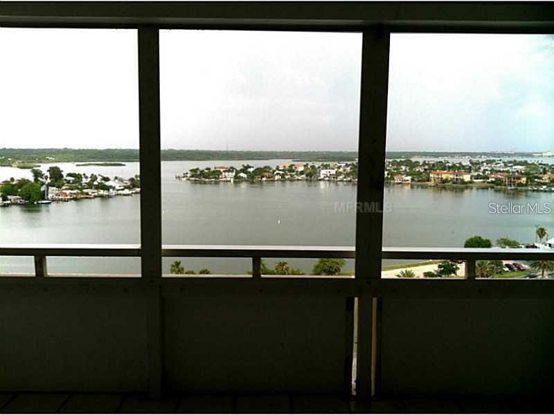 Image 4 of 19 For 17920 Gulf Boulevard 1408