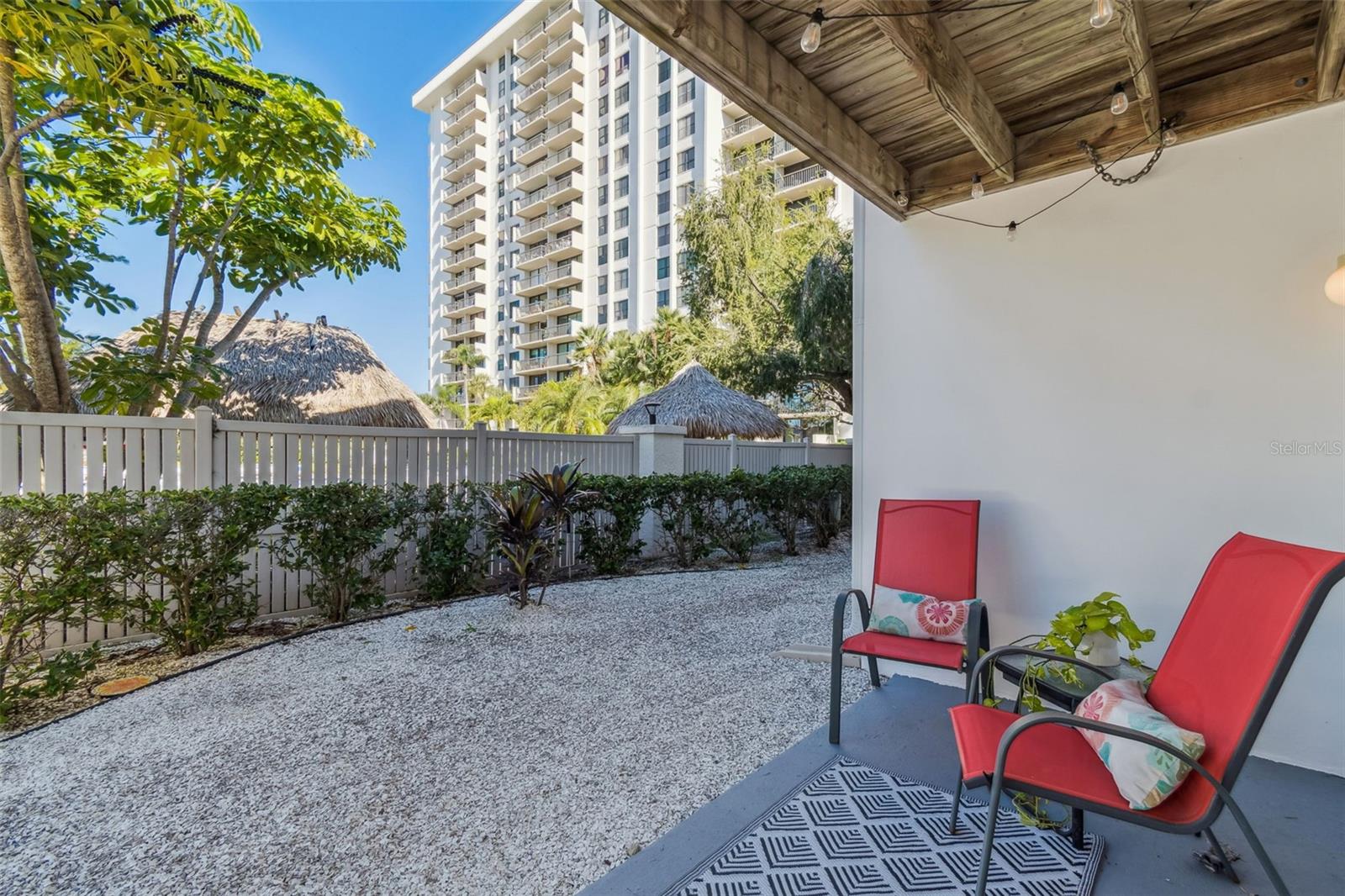 Image 57 of 75 For 320 Island Way 101