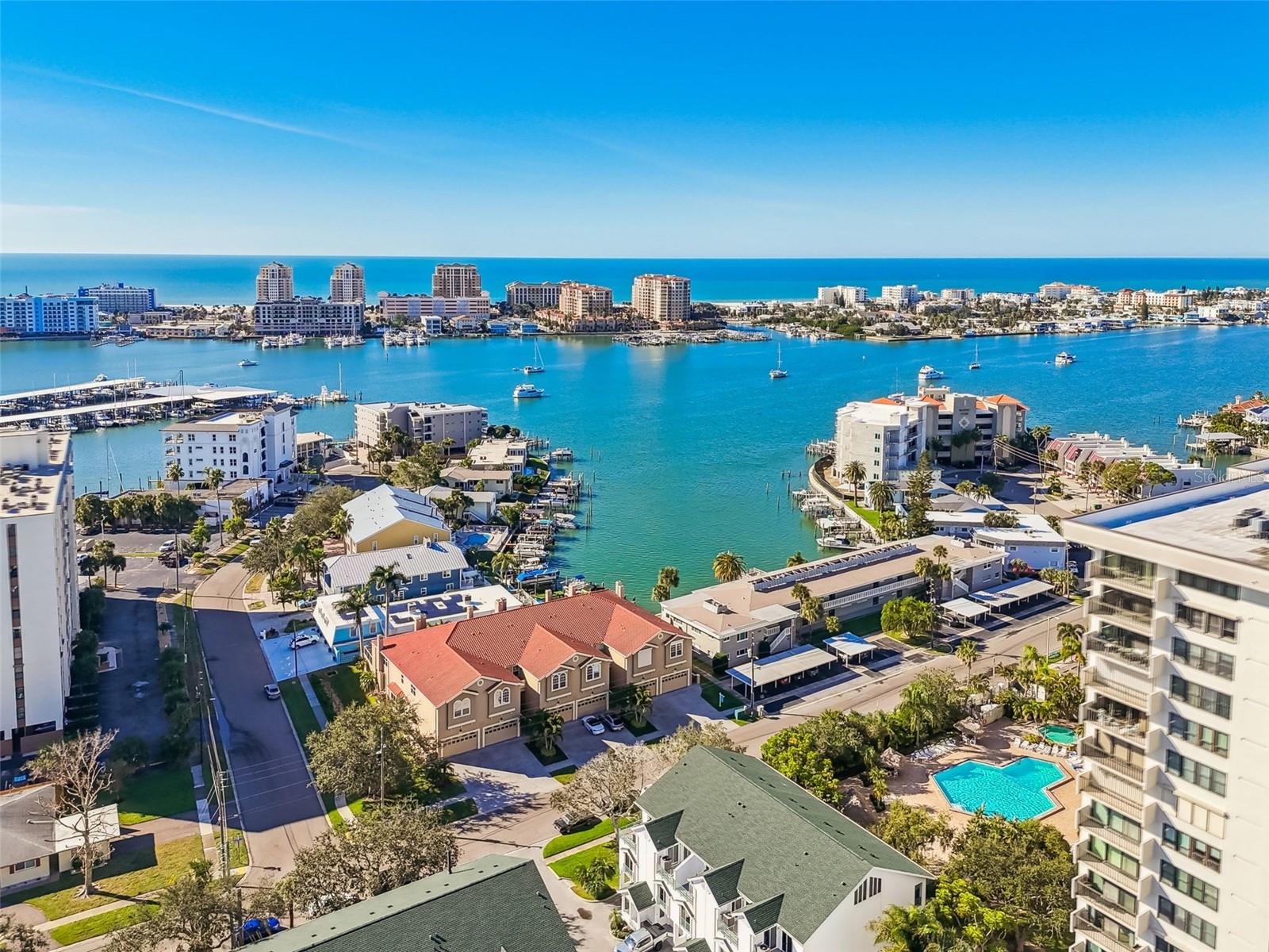 Image 69 of 75 For 320 Island Way 101