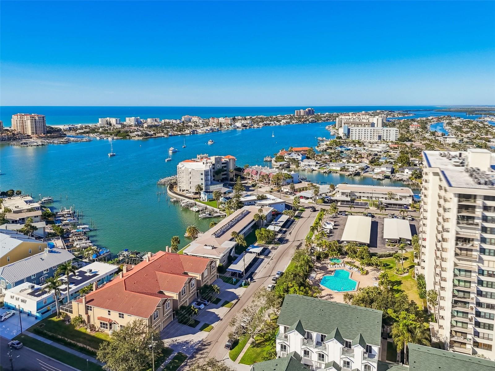 Image 70 of 75 For 320 Island Way 101