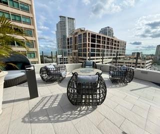 Image 4 of 58 For 275 1st Avenue S 2107