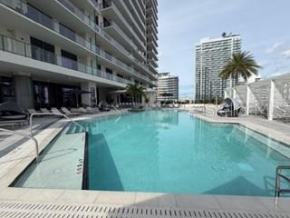 Image 5 of 58 For 275 1st Avenue S 2107