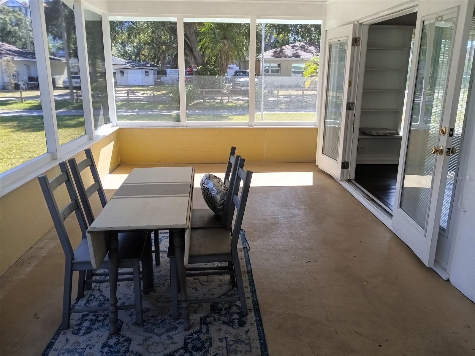 Image 10 of 14 For 10611 Dixon Drive