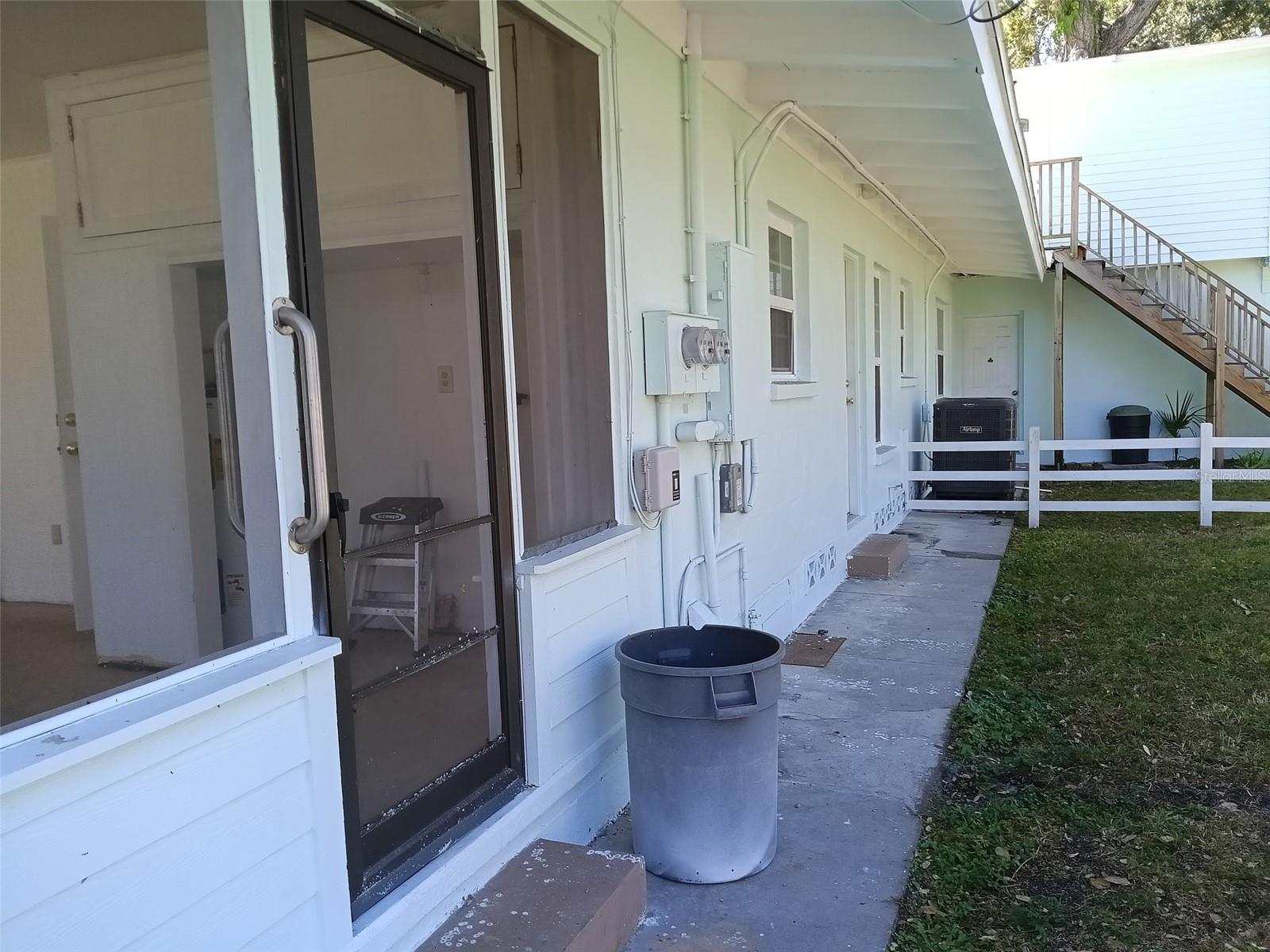 Image 13 of 14 For 10611 Dixon Drive