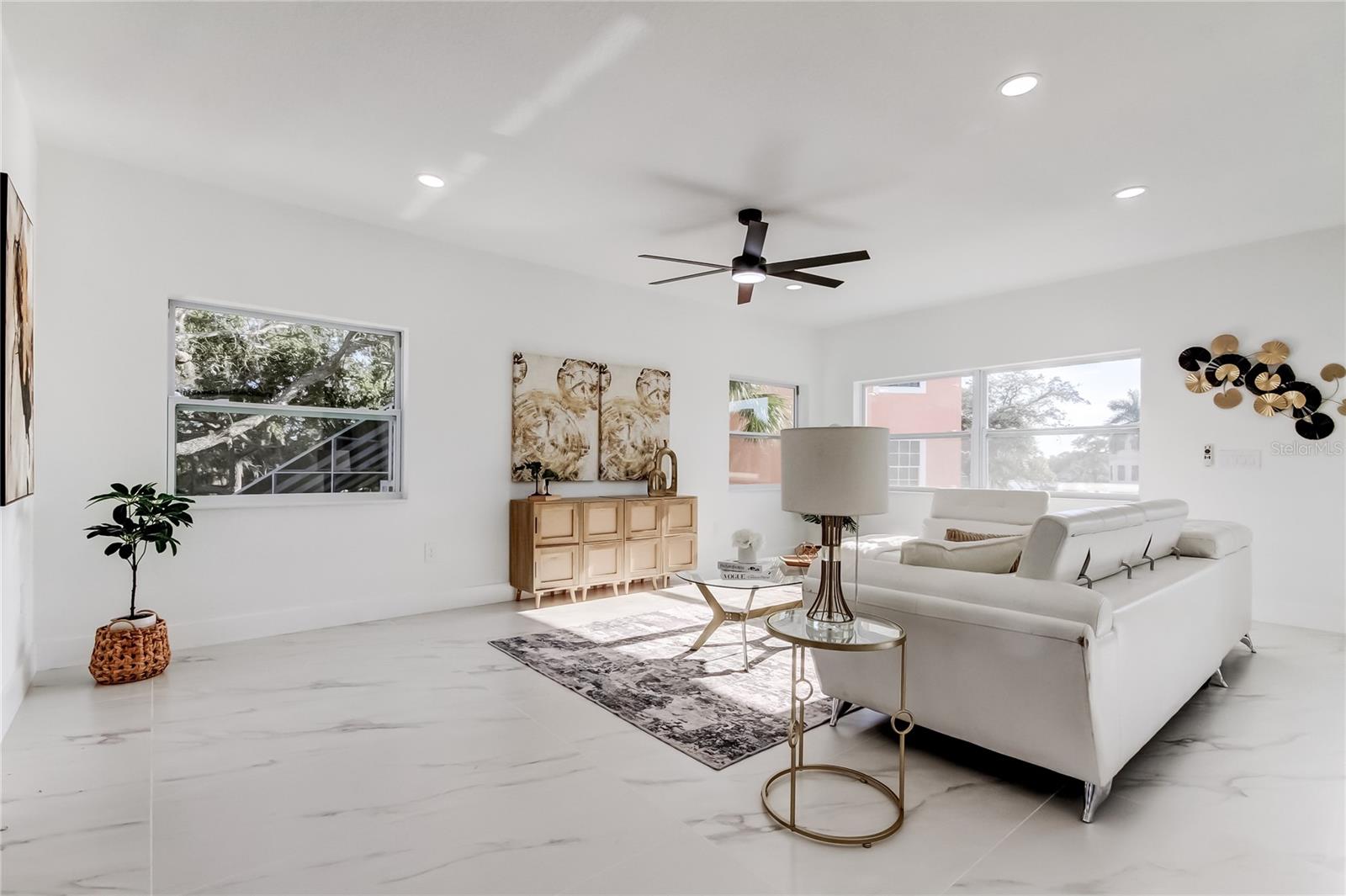 Image 12 of 90 For 4719 Grandview Avenue