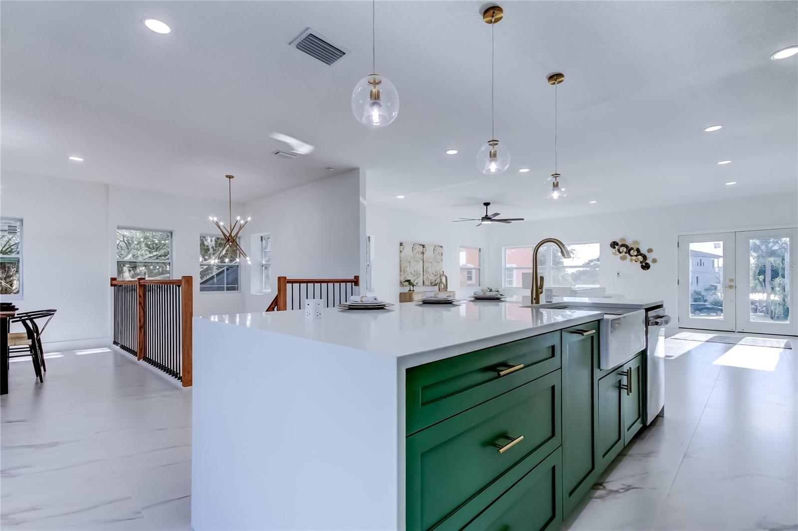 Image 18 of 90 For 4719 Grandview Avenue