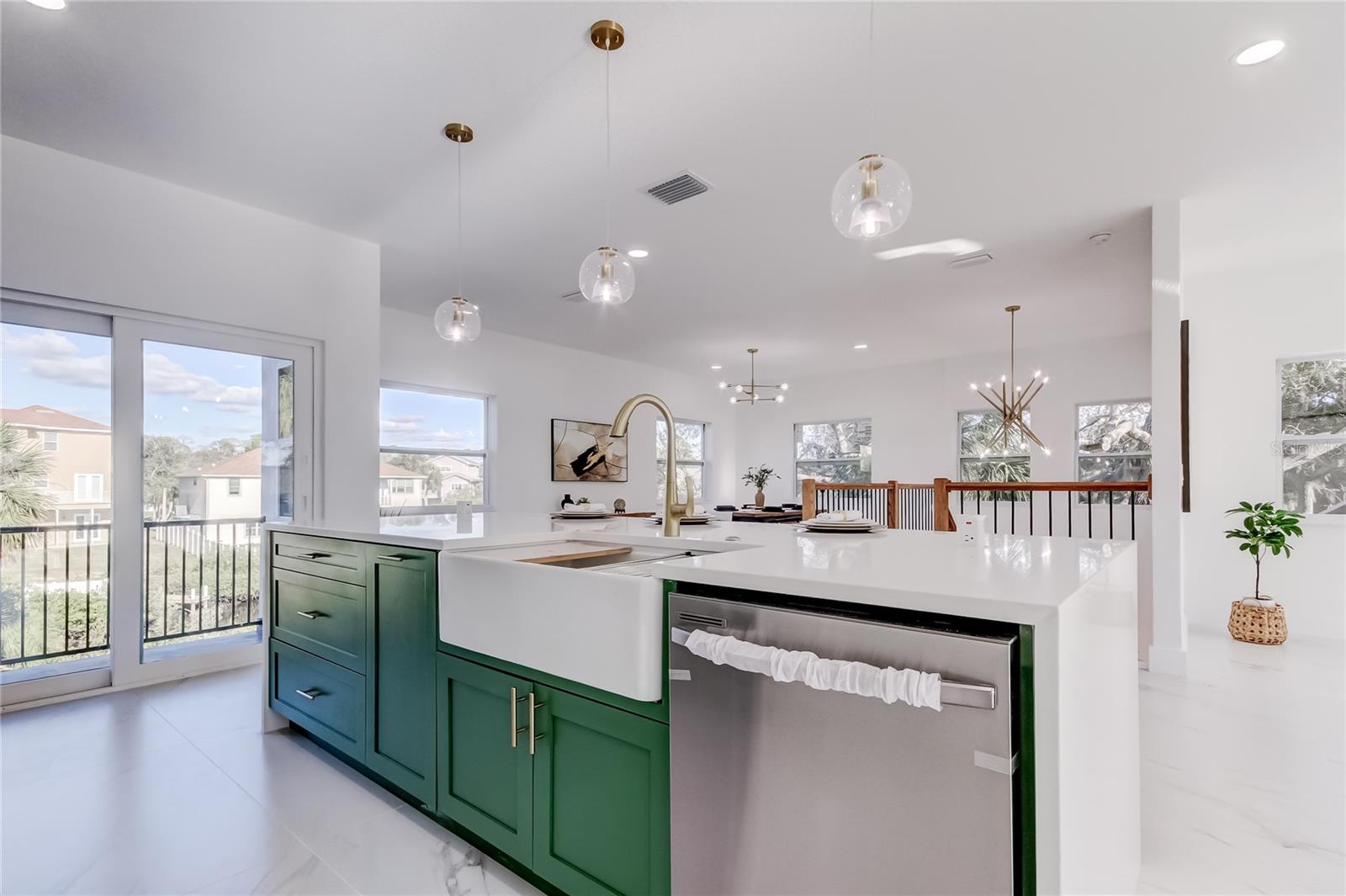 Image 22 of 90 For 4719 Grandview Avenue