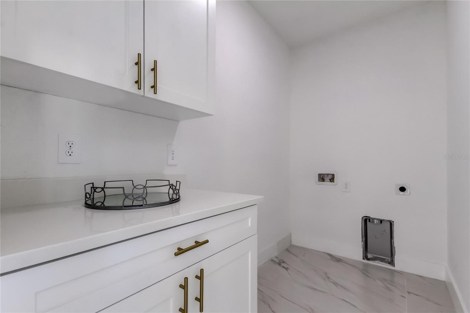 Image 32 of 90 For 4719 Grandview Avenue