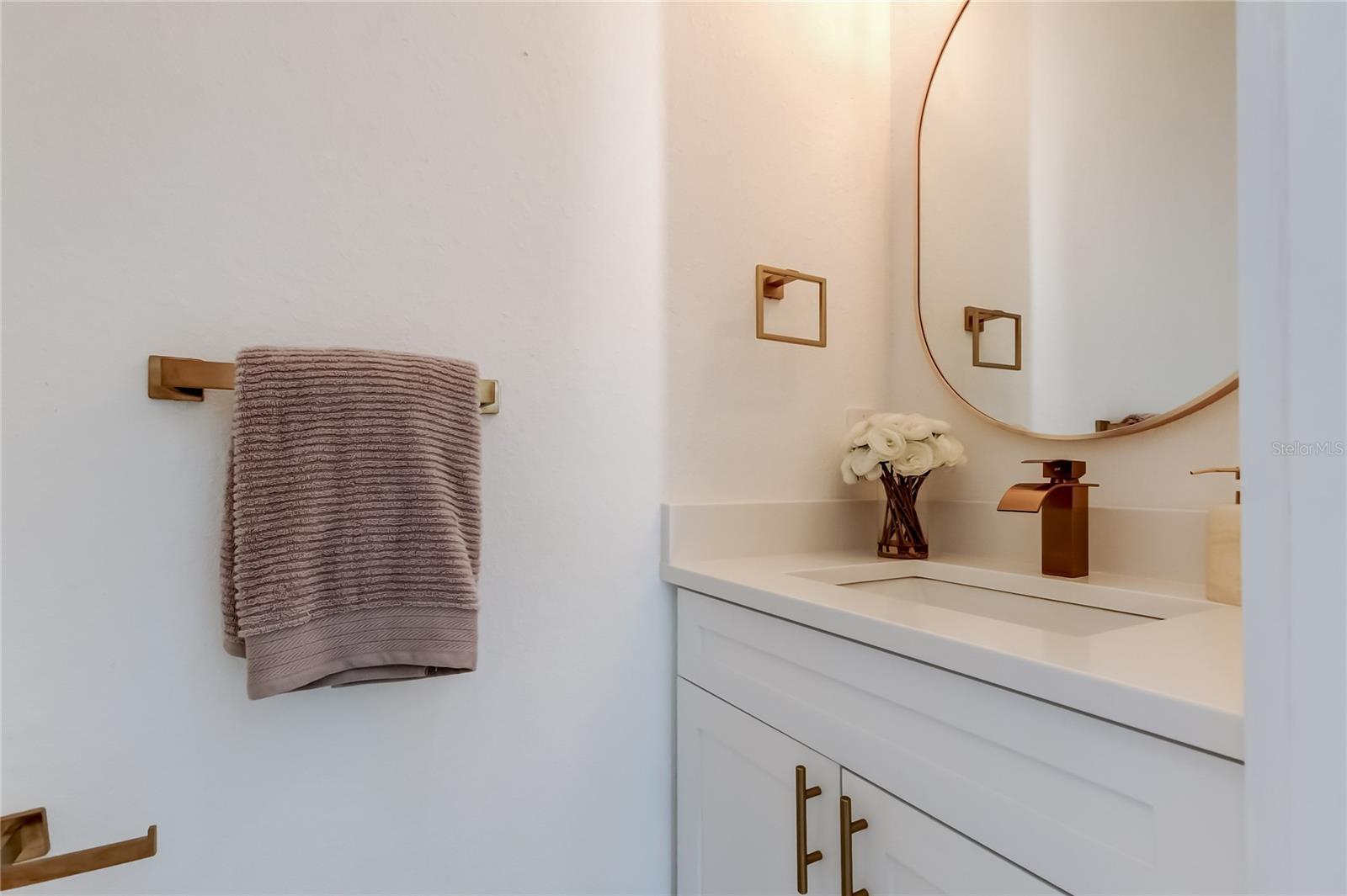 Image 33 of 90 For 4719 Grandview Avenue