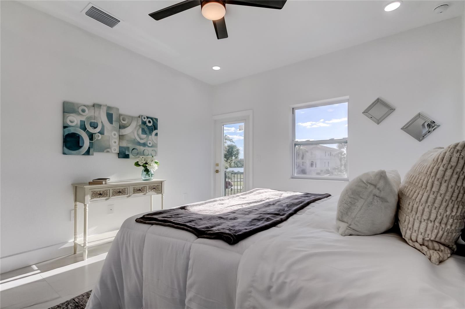 Image 38 of 90 For 4719 Grandview Avenue