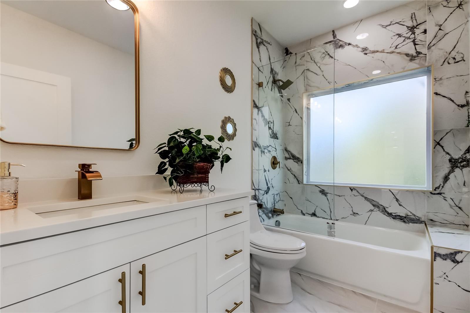 Image 41 of 90 For 4719 Grandview Avenue