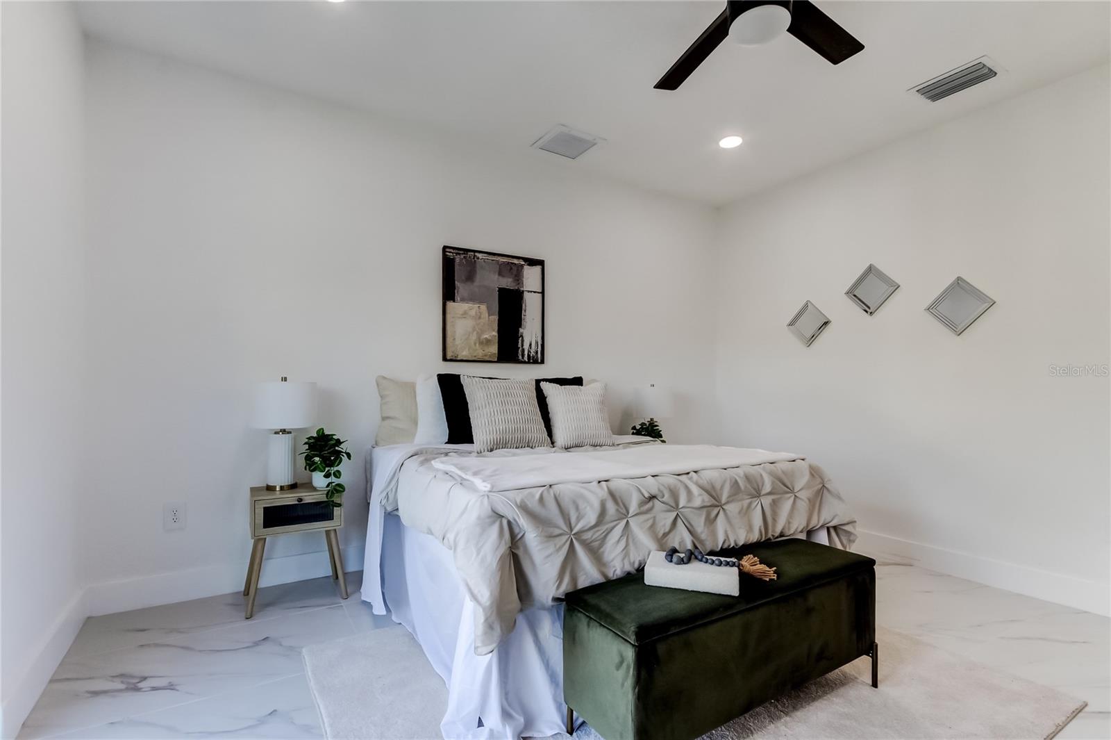 Image 46 of 90 For 4719 Grandview Avenue