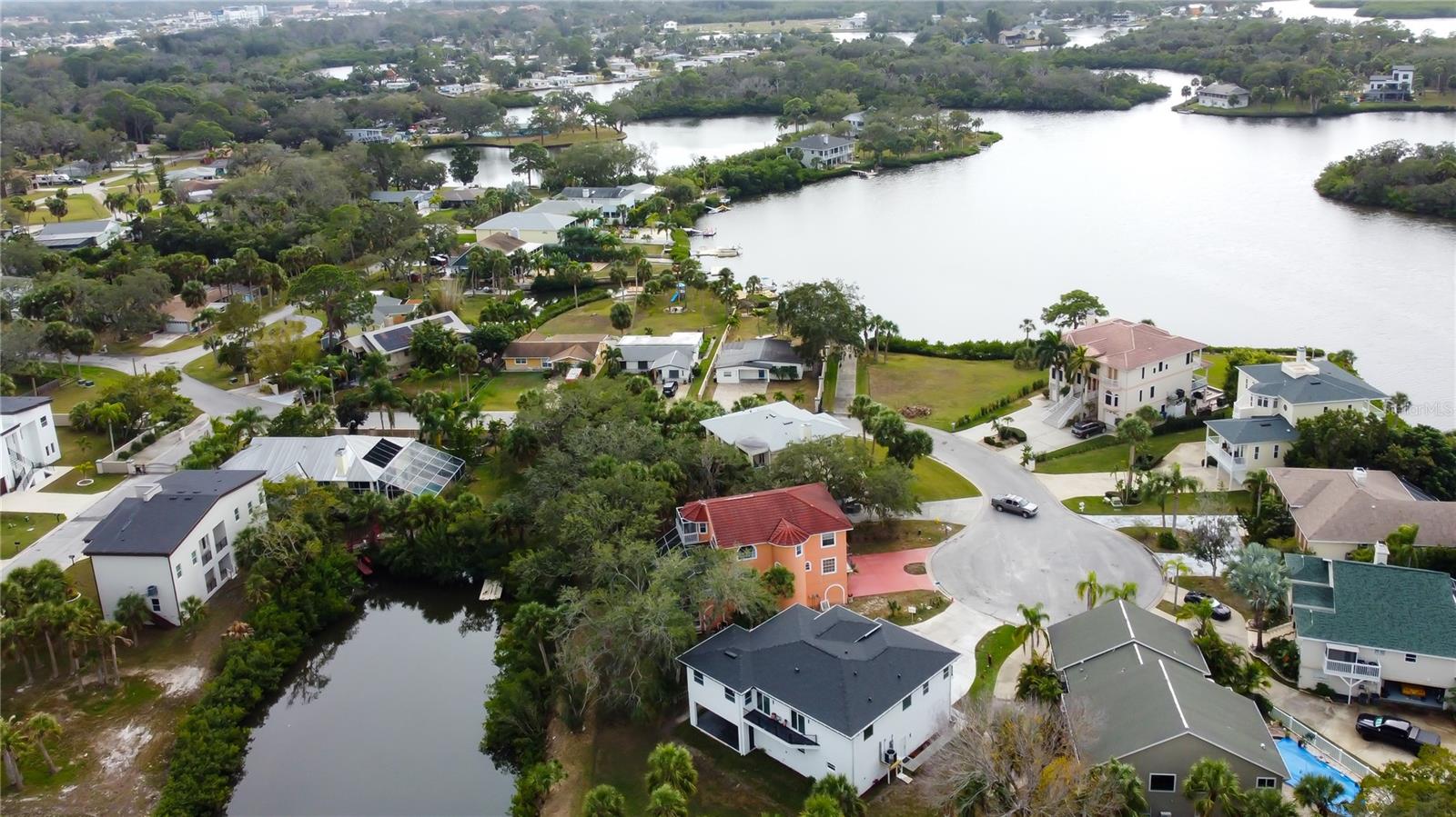 Image 79 of 90 For 4719 Grandview Avenue