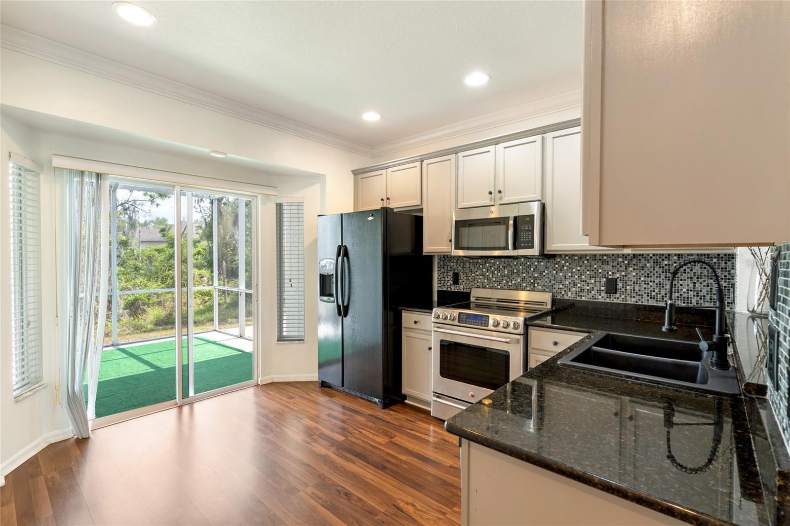 Image 18 of 25 For 15929 Fishhawk Creek Lane