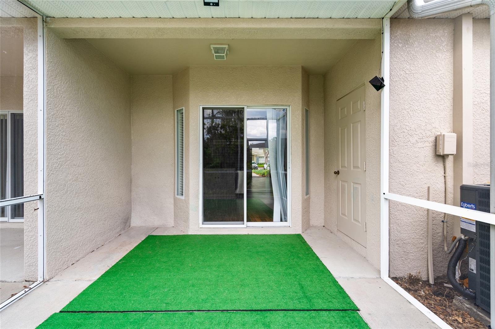 Image 4 of 25 For 15929 Fishhawk Creek Lane