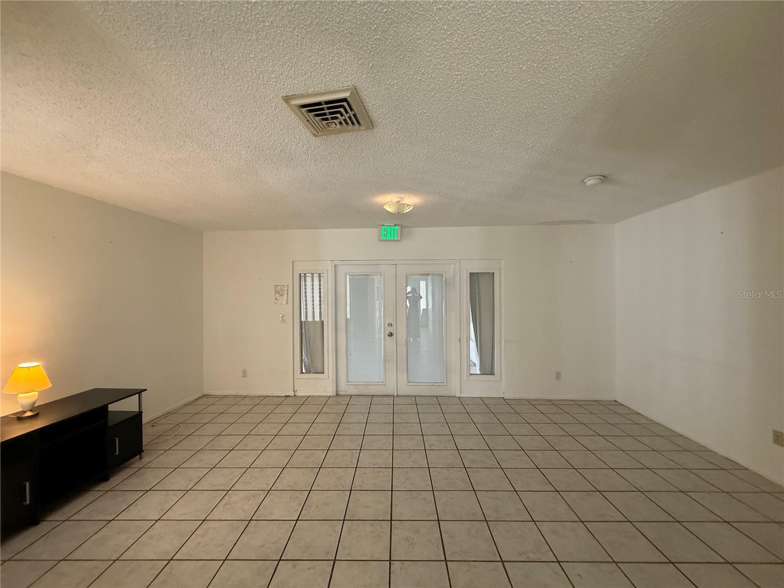 Image 21 of 43 For 2314 Hawthorne Drive