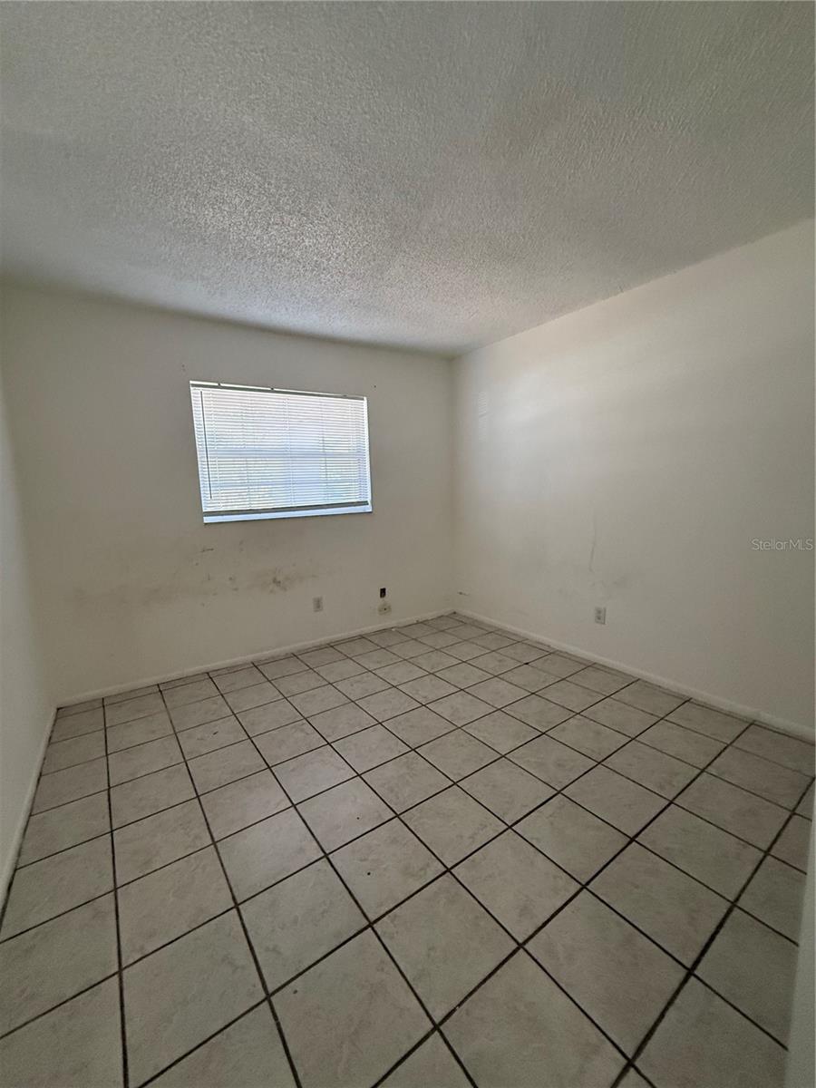 Image 27 of 43 For 2314 Hawthorne Drive