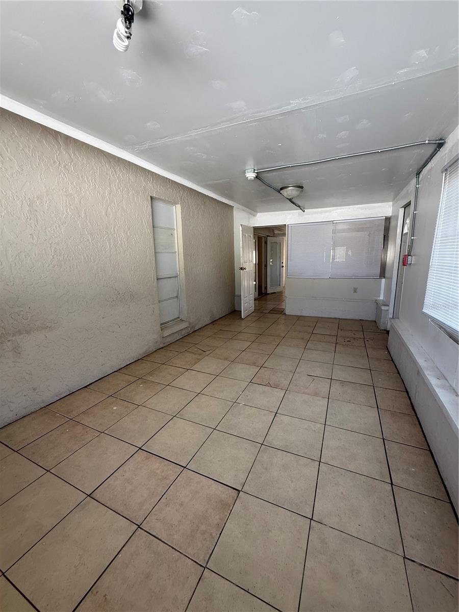 Image 36 of 43 For 2314 Hawthorne Drive