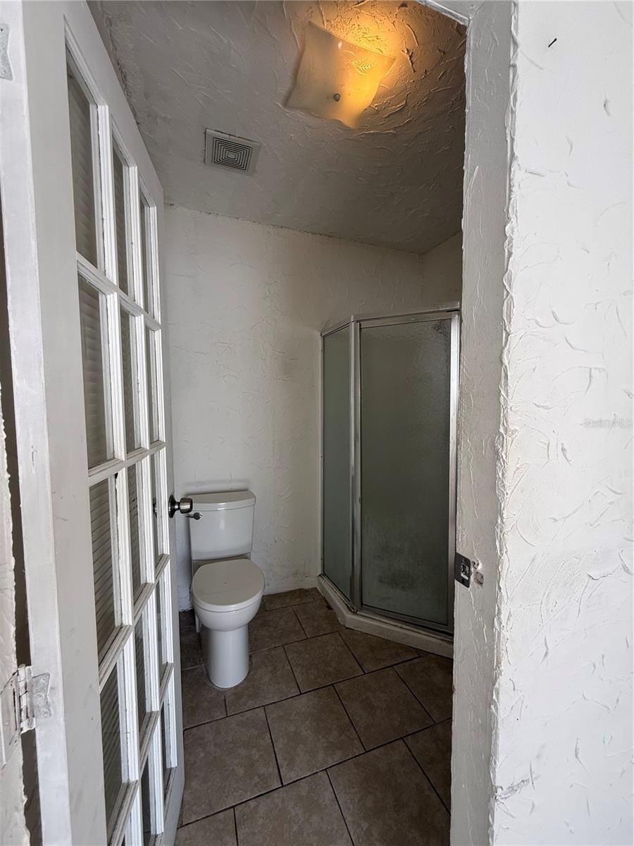 Image 38 of 43 For 2314 Hawthorne Drive