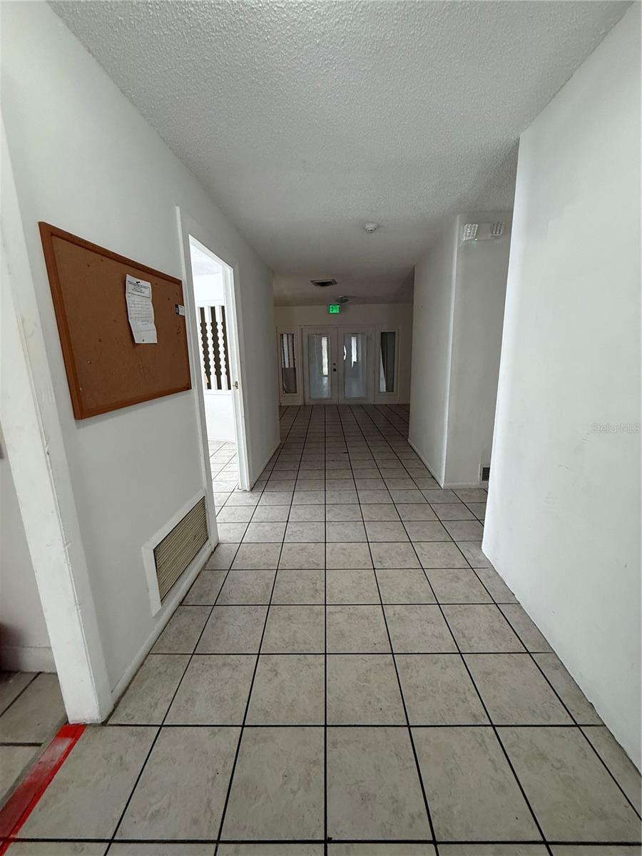 Image 6 of 43 For 2314 Hawthorne Drive