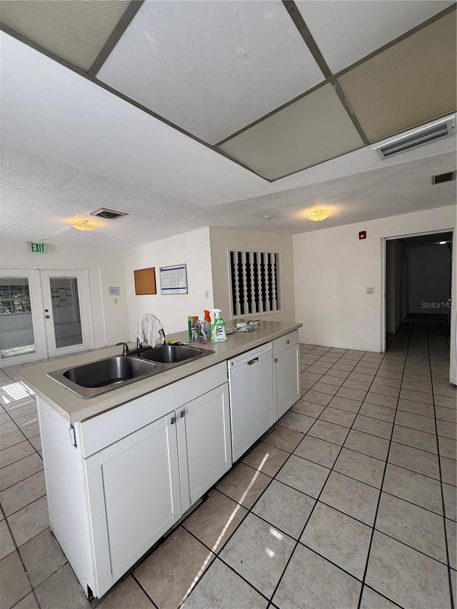 Image 8 of 43 For 2314 Hawthorne Drive