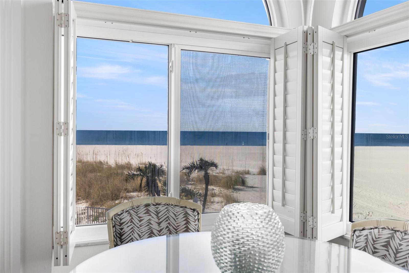 Image 18 of 76 For 4950 Gulf Boulevard 207