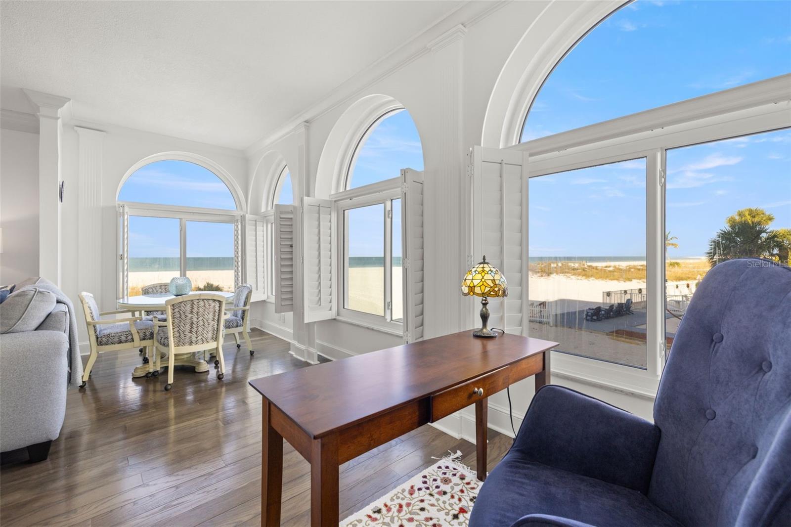 Image 20 of 76 For 4950 Gulf Boulevard 207