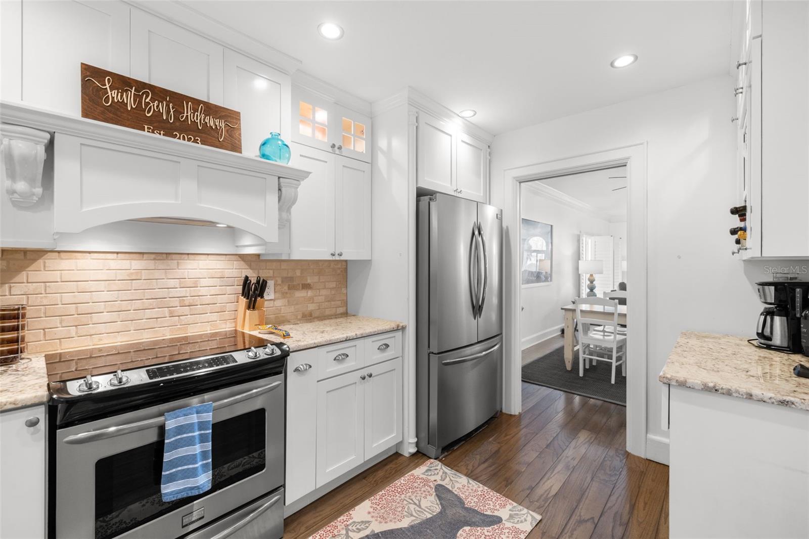 Image 24 of 76 For 4950 Gulf Boulevard 207