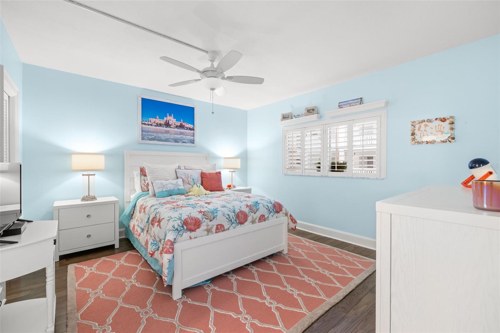 Image 28 of 76 For 4950 Gulf Boulevard 207