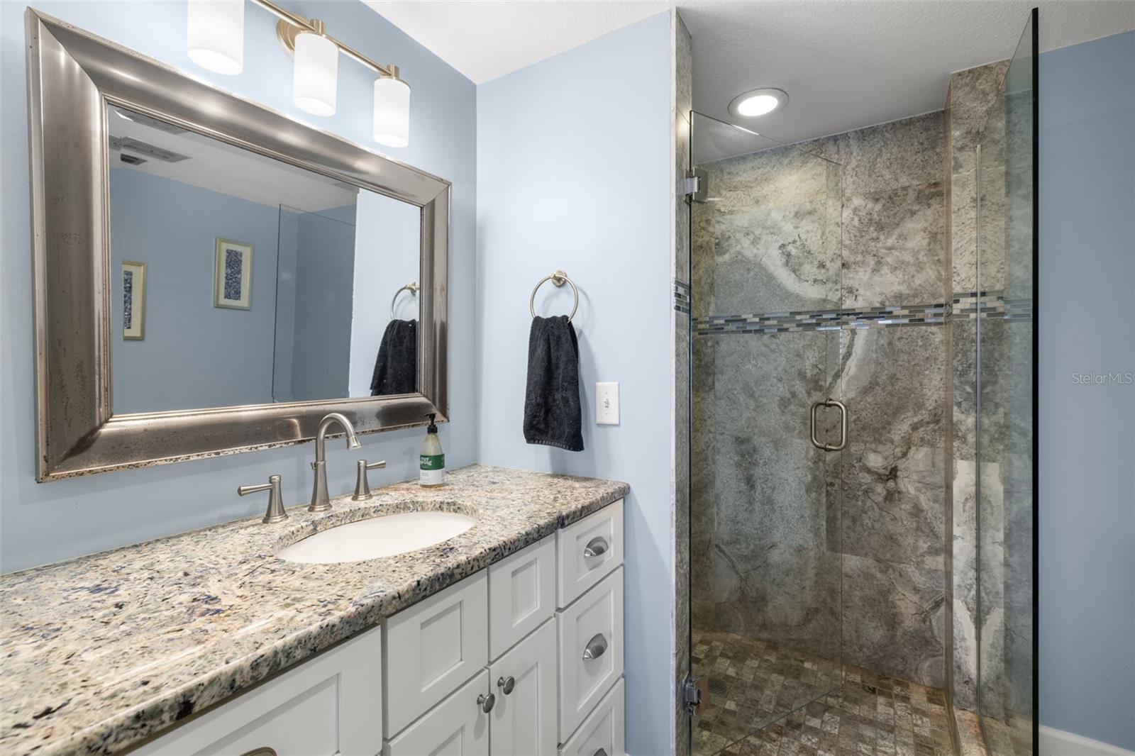 Image 37 of 76 For 4950 Gulf Boulevard 207